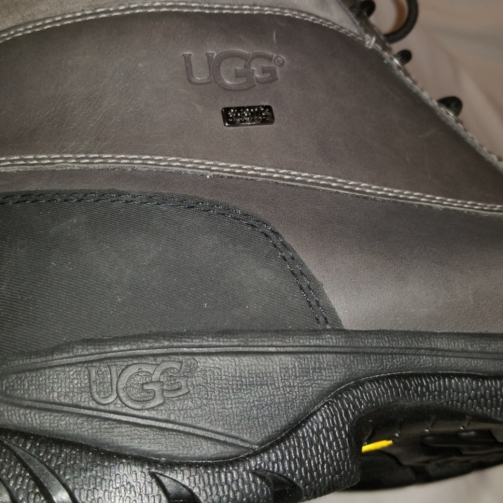 Waterproof - image 5